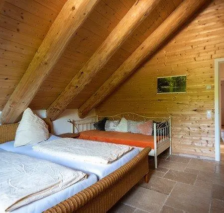 Eifelurlaub Luchs Mit Terrasse *