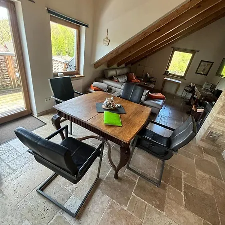 Eifelurlaub Luchs Mit Terrasse Apartment