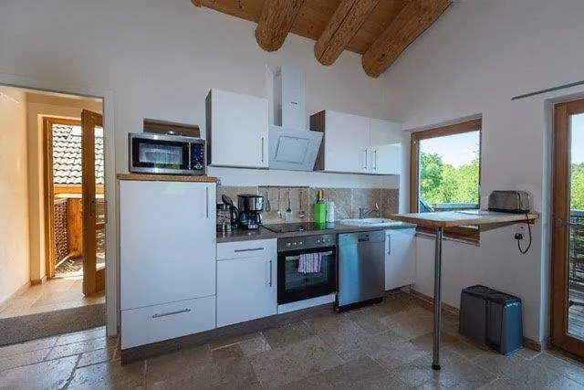 Eifelurlaub Luchs Mit Terrasse Апартаменты *